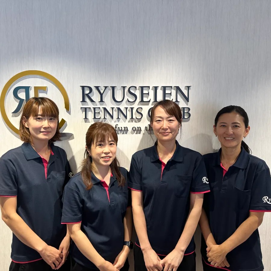 フロントスタッフ