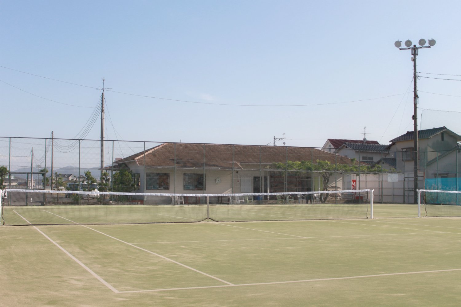 岡山のテニススクールは柳生園 りゅうせいえん テニスクラブへ ６名少人数制により納得のレッスン内容をお約束します